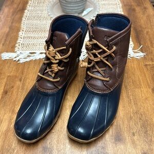 Sperry Saltwater girls boots size 5 blue with brown synthetic uppers